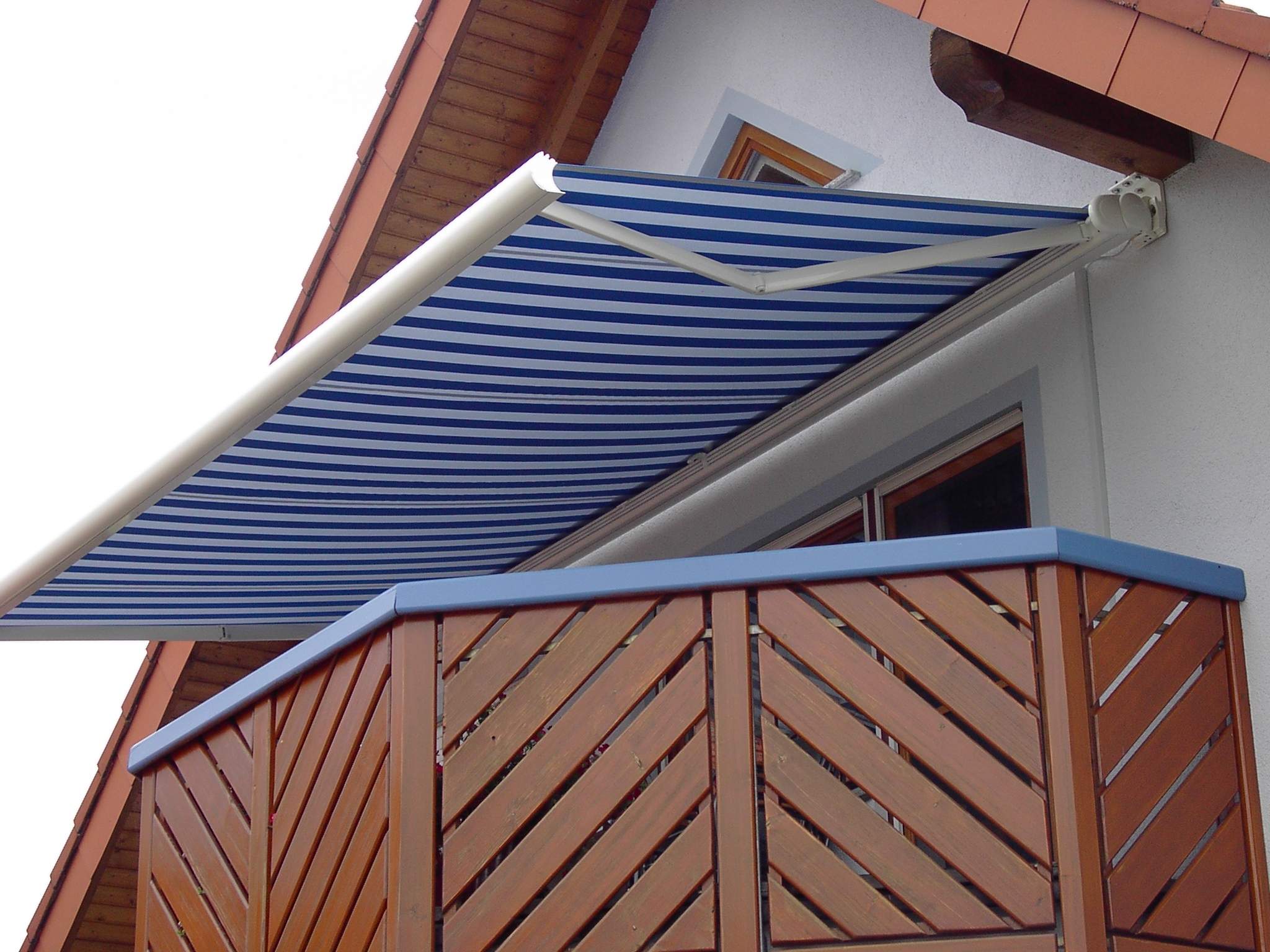 Balkon mit Markise